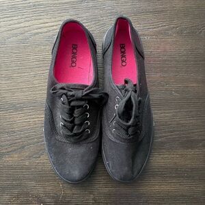 BONGO Black and Pink Women’s Shoes